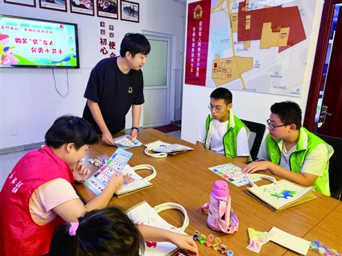 社区通过举办形式多样的活动,赋能孩子健康成长